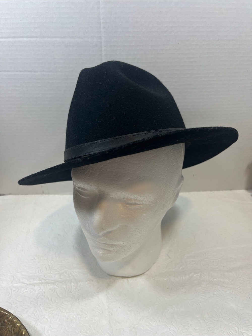 Classic Black Felt Wool Fedora Hat Structured Crown 2.4”Brim USA Lg